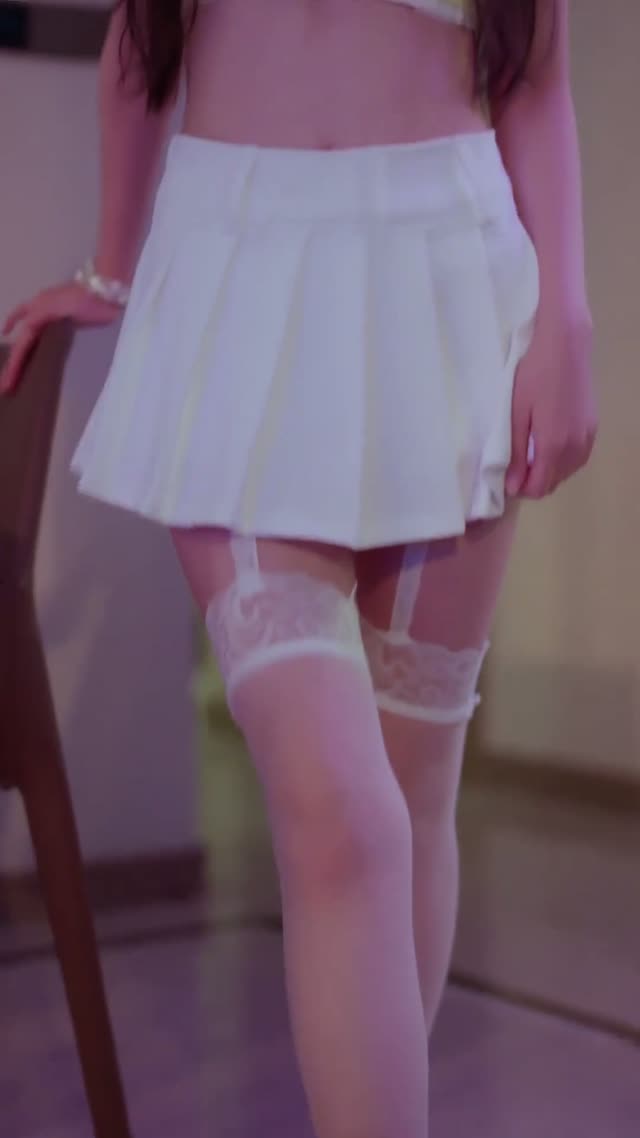 外卖小哥的特殊服务&反差婊的堕落之路&送餐到床&贴身男奴&直播绿妻&完美交付（未删减版） 陈梓晴 擦边短剧 短剧演员 大尺度 成人短剧 陈梓晴 王安忆 于添 小芭比