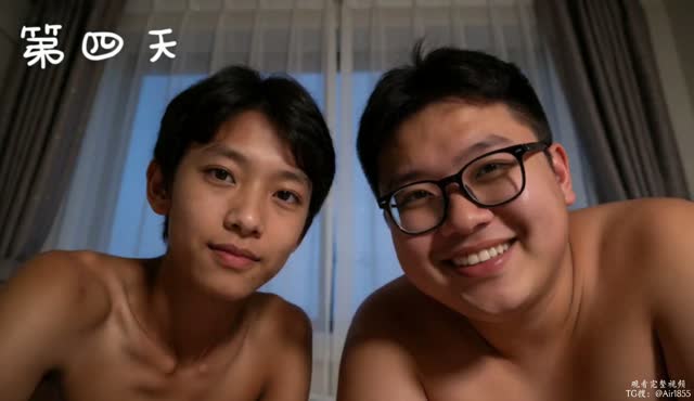 同学妈妈 (3)｜AI成人短剧视频封面