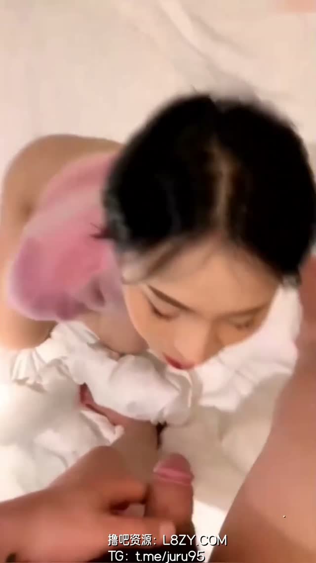 高颜值女神酒店约炮被无套内射，第一视角唯美口交淫荡不堪｜口爆｜第1段视频封面