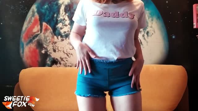 金发美女被粗暴深喉｜欧美无码视频封面