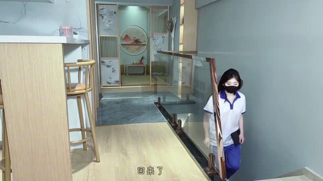 校服 乱伦 剧情 迷恋上爸爸的大肉棒 女儿嫩穴渴望被满足｜糖心VLOG视频封面