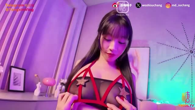 【 我是苏畅 】性感泰式旗袍小姐姐用美丽双腿不停地刺激阴茎高潮射精 1